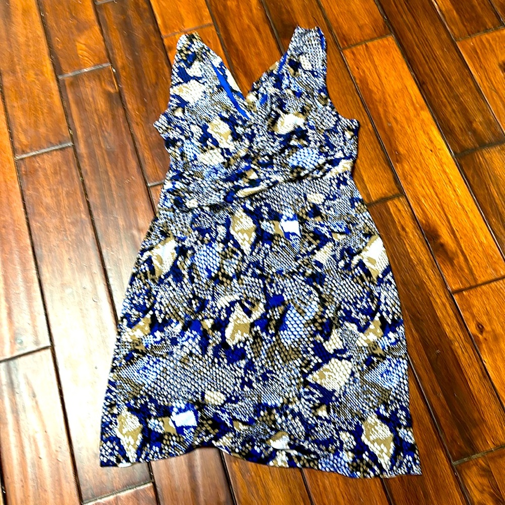 Cute Roz & Ali  wrap top dress, great colors
